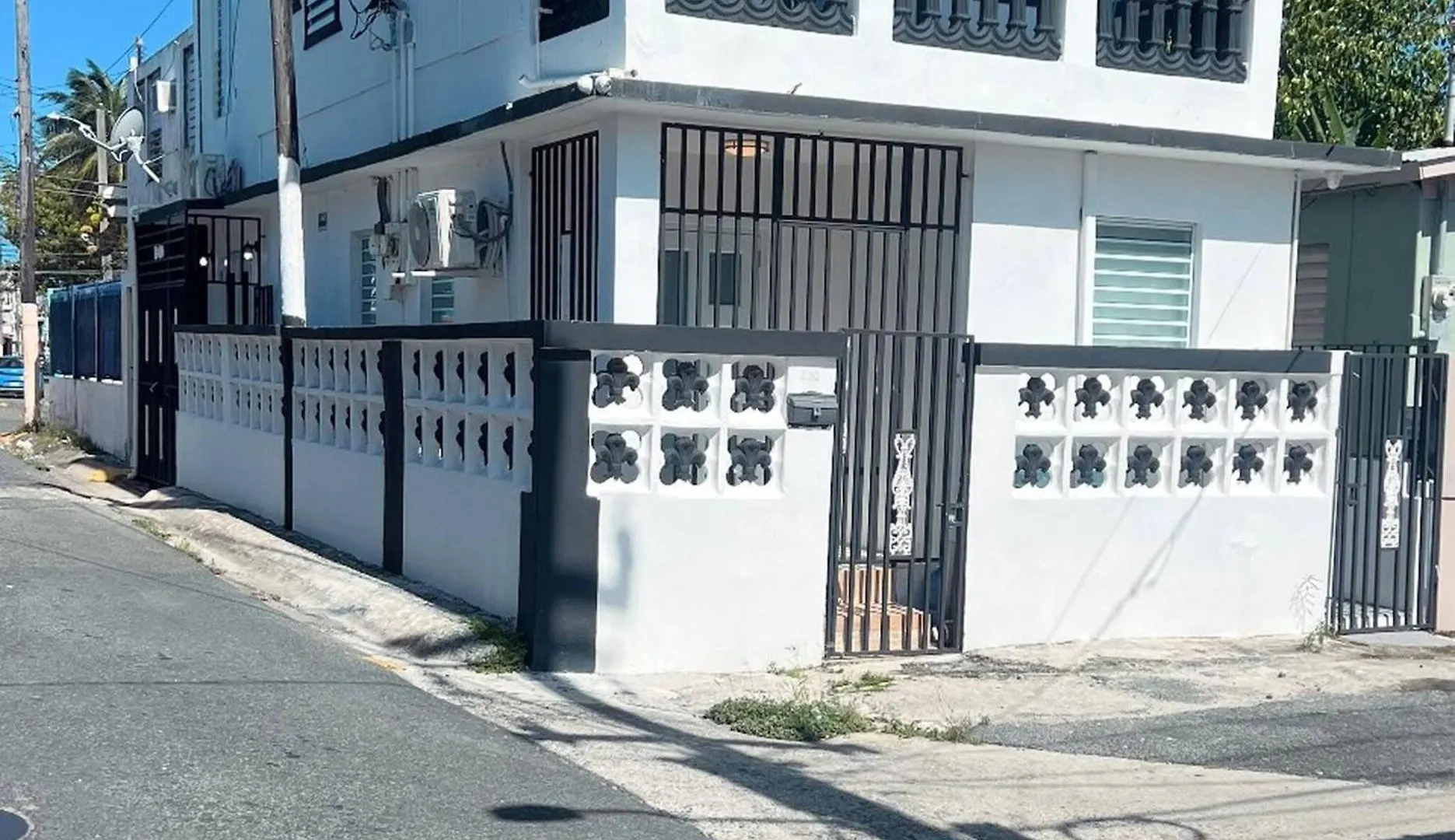 Apartmán Art Deco Studio W Private Balcony Close To Beach San Juan